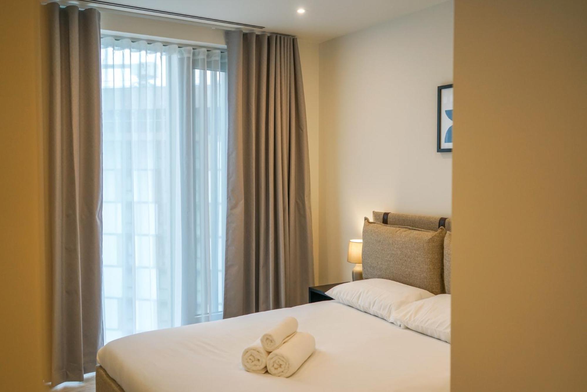 Coppermaker Square In Stratford Aparthotel London Exteriör bild